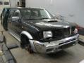 Kuva 2: Nissan King Cab 2,5 TD 4WD 2000