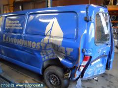 Toyota hi-ace 06->>