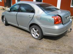 Toyota Avensis (T25) 1.8 VVT-i Sed