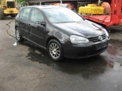 Volkswagen Golf V hb 1.6