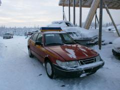 Saab 900