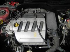 Renault Mgane 1.4i 16v HB