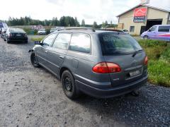 Toyota Avensis 2.0 D-4D -02 Farm.