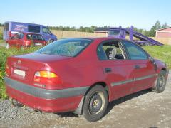 Toyota Avensis 1.6 -99