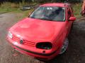 Kuva 2: Volkswagen Golf IV 2000