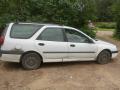 Kuva 2: Renault Laguna 2,2D farm. -97  1997