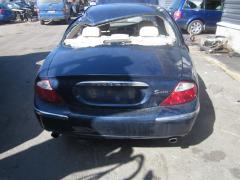 Jaguar S-type 3.0 sedan