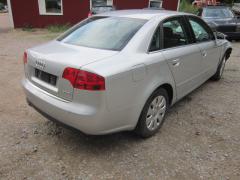Audi A4 (8E) 1.9 TDi Sed