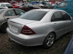 Mercedes-Benz 220 CDI