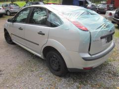 Ford Focus II 1.6i 16V 5/HB