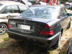 Mercedes-Benz C 202 1.8i 16V Sed