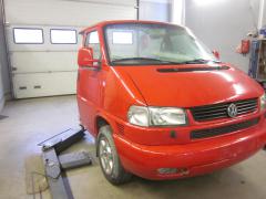 Volkswagen Multivan 2,5 i 85kW