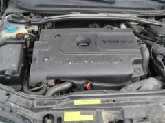 Volvo V70 2.5 tdi farkku 103kw