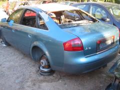 Audi A6 (4B) 2.4i V6 Sed