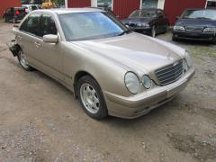 Mercedes-Benz E 210 200 CDi Sed