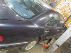 Mercedes-Benz E 290TD -98 Elegance sedan 