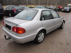 Toyota Corolla E110 1.4 VVT-i Sed
