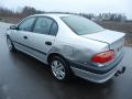 Kuva 3: Toyota Avensis 1.6 VVti sed. -01 2001