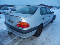 Kuva 3: Toyota Avensis 2.0 TD -98 1998