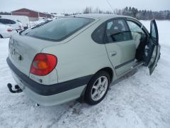 Toyota Avensis 2.0 LB -98