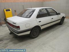 Peugeot 405