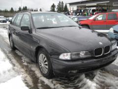 BMW 5-sarja E39 523i farmari