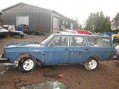 Volvo 245  -77