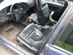 Saab 900