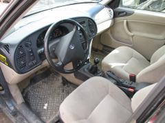 Saab 900