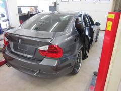BMW E90 330dA Sed
