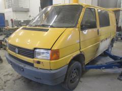Volkswagen Transporter 2,4D Syncro, lyhyt -93