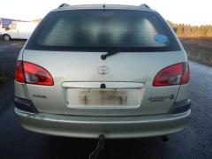 Toyota Avensis 2.0 D4D Farm. -00