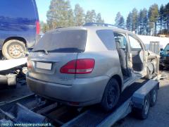 Toyota avensis verso