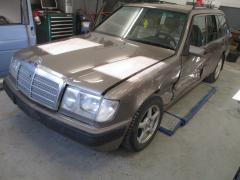Mercedes-Benz 300D (w124) farmari -92