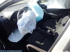 Toyota avensis 03->>