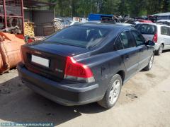 Volvo S60 4D Sedan 2.4i MT5 -02