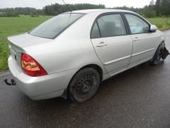 Toyota Corolla 1.4 D-4D sed. -05