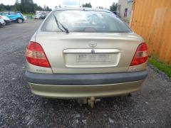 Toyota Avensis 1.8 VVti LB -02
