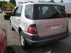 Mercedes-Benz ML Bensin 320