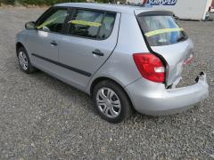 Skoda Fabia (5J) 1.2i 5/HB
