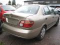 Kuva3: Nissan Almera 1.5i16v -2002