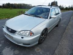 Toyota Avensis 1.8 VVti A Farm. -02