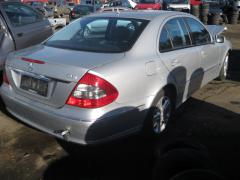 Mercedes-Benz E 200 (w211) sedan