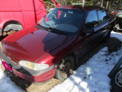 Ford Mondeo 1,8I CLX autom. sedan  -94 