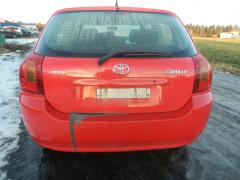 Toyota Corolla 1.4 VVti HB -02