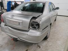 Toyota Avensis (T25) 1.8 VVT-i Sed