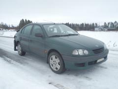 Toyota Avensis 1.6 sed. -98