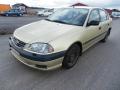 Kuva 3: Toyota Avensis 1.8 VVti autom. sed. -02 2002