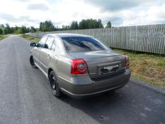 Toyota Avensis 1.8 VVti sed. -06