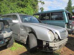 Mercedes-Benz E 300TDT -98 Farmari